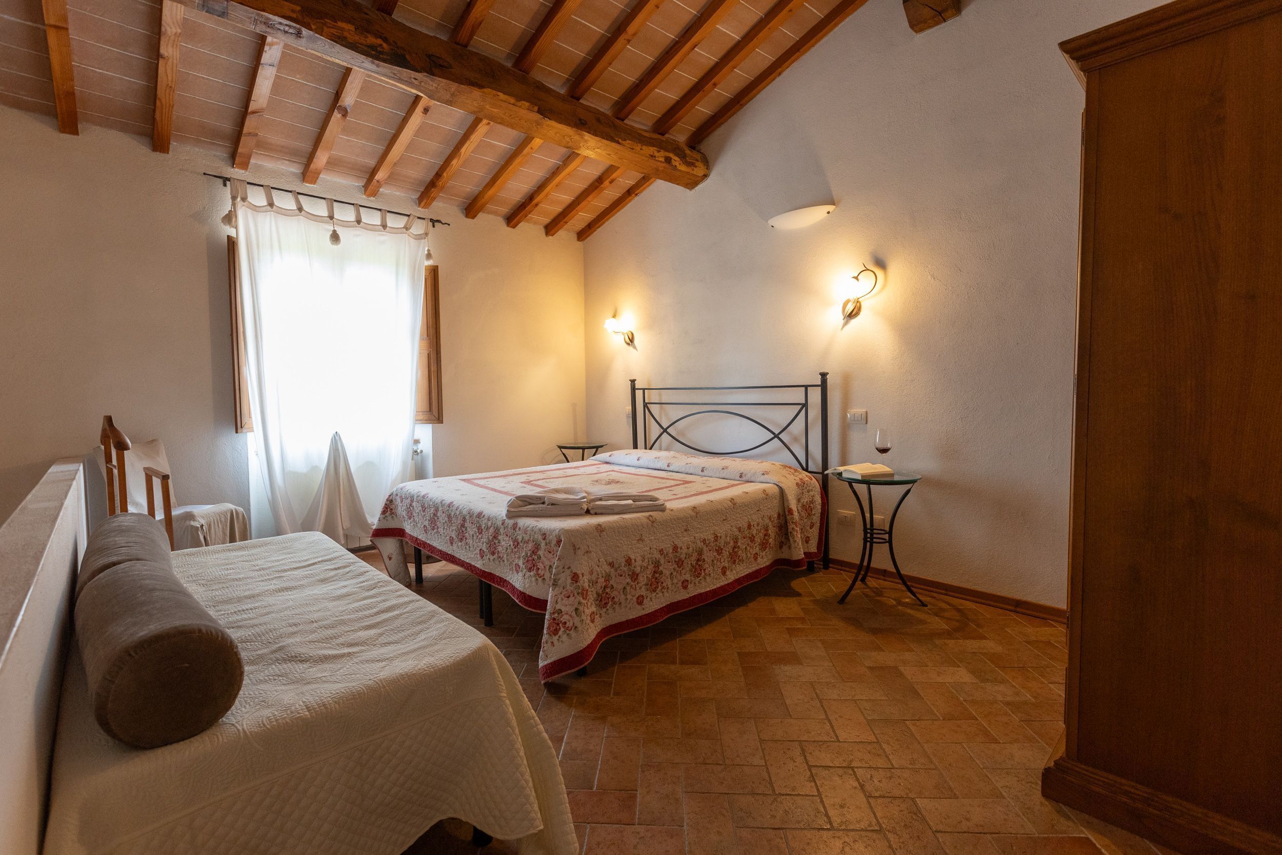 1 chambre, fer et planche à repasser, Wi-Fi gratuit