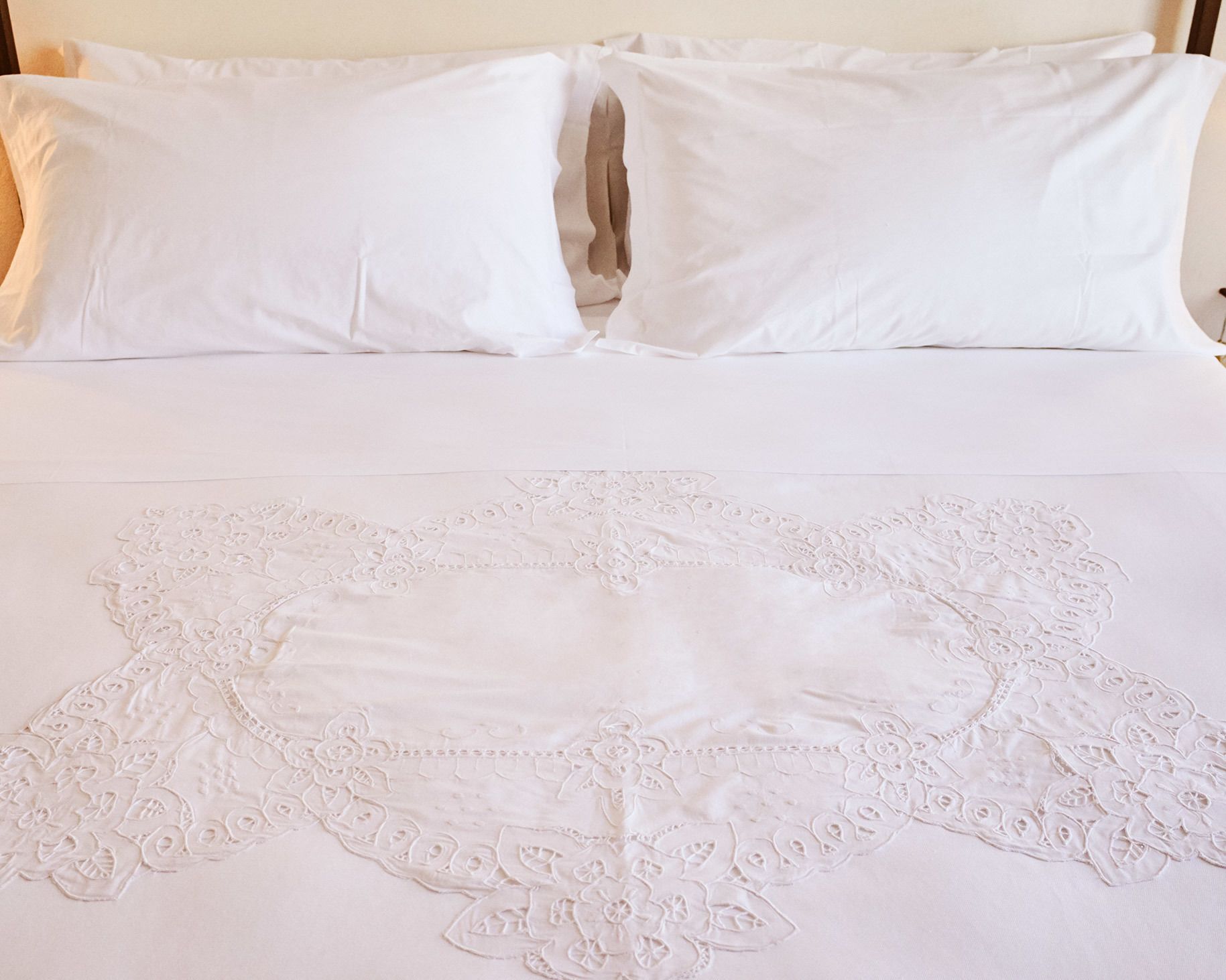 Kamar Double, balkon, pemandangan kota | Seprai katun Mesir, seprai premium, selimut bulu angsa, dan brankas