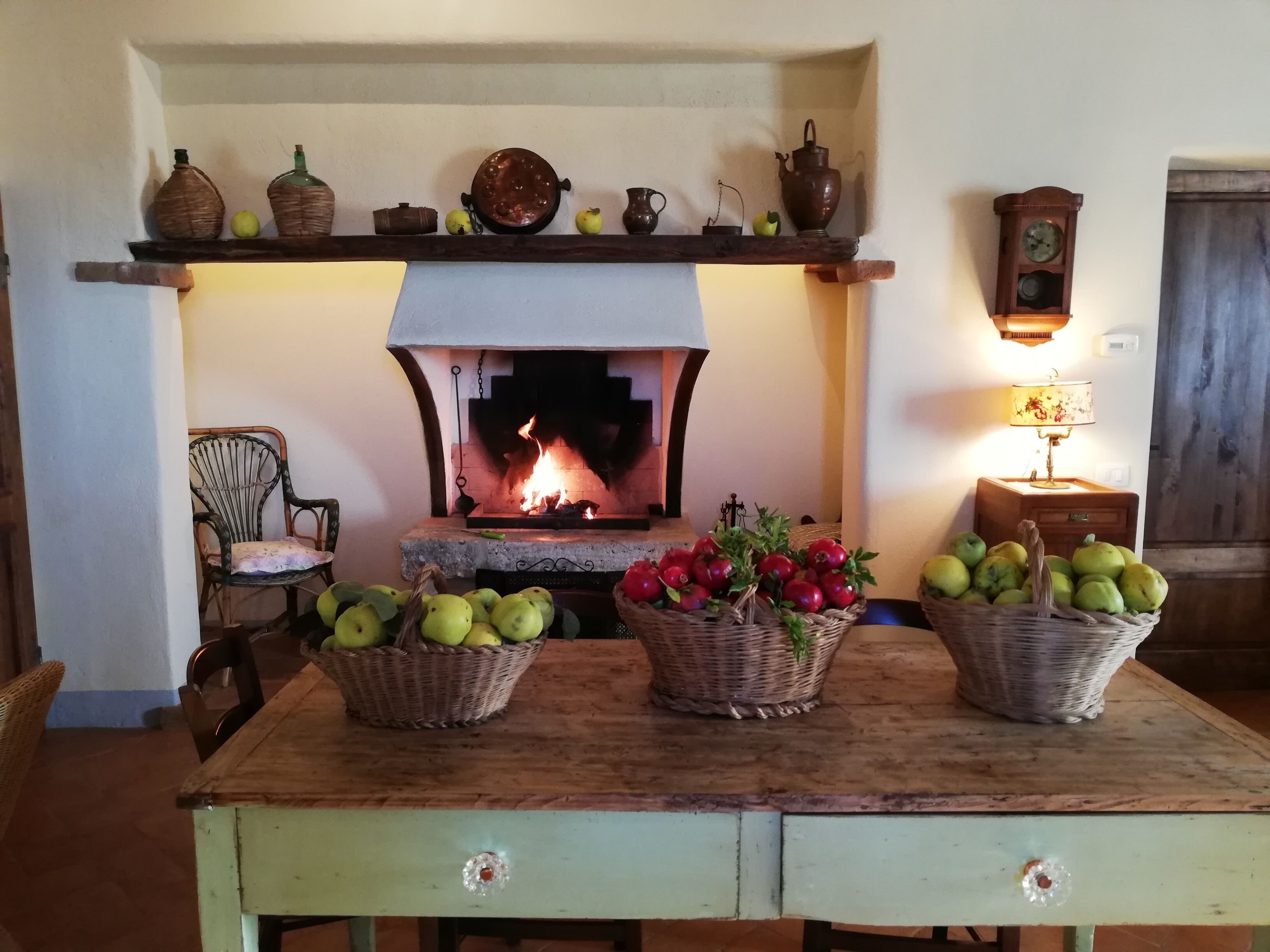 Appartamento panoramico, 2 camere da letto, vista collina (Rondini) | Biancheria da letto di alta qualità, copriletto in piuma