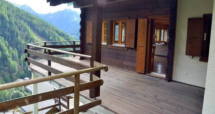 Outside : chalet for 8 persons, large terrace and balcony with garden furniture -Inside : 160 sqm, s