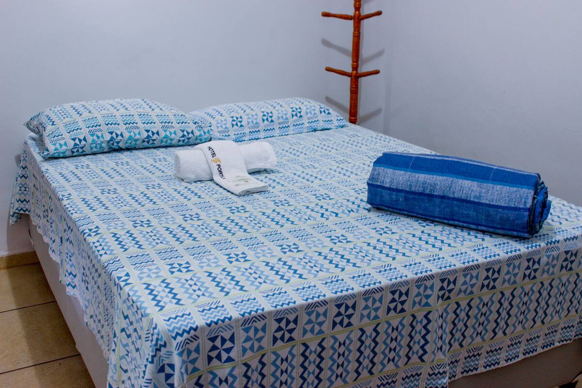 Basic Apartment, 1 Double Bed, Non Smoking | Minibar, desk, soundproofing, iron/ironing board (on request)