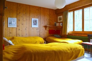 2 bedrooms