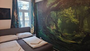 1 camera, ferro/asse da stiro, Wi-Fi gratuito, lenzuola