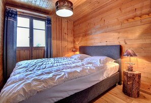 3 bedrooms