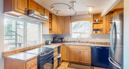 Updated dog-friendly home with fantastic ocean views - walk to the beach