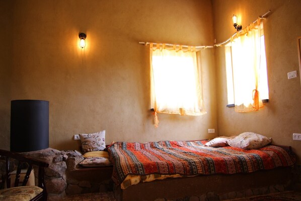 1 bedroom, soundproofing