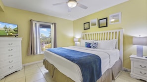 1 chambre, fer et planche à repasser, lit de bébé portatif