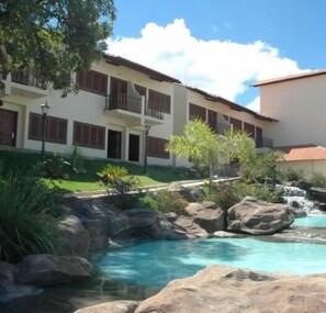 Piscina externa