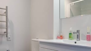 Bathroom - City Apartment Apartment 2 (Christchurch)