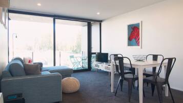 Apartemen | 2 kamar tidur dan Wi-Fi gratis