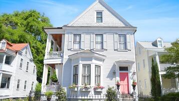 House | Front of property