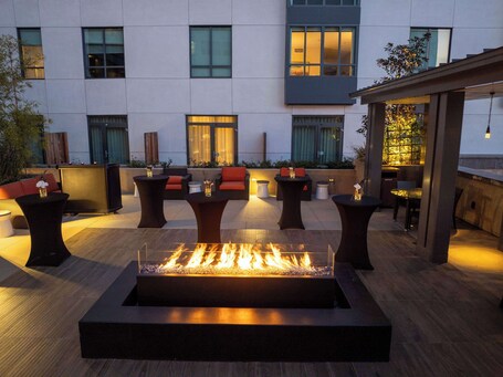 Hyatt Place Pasadena – Affordable hotel in Pasadena