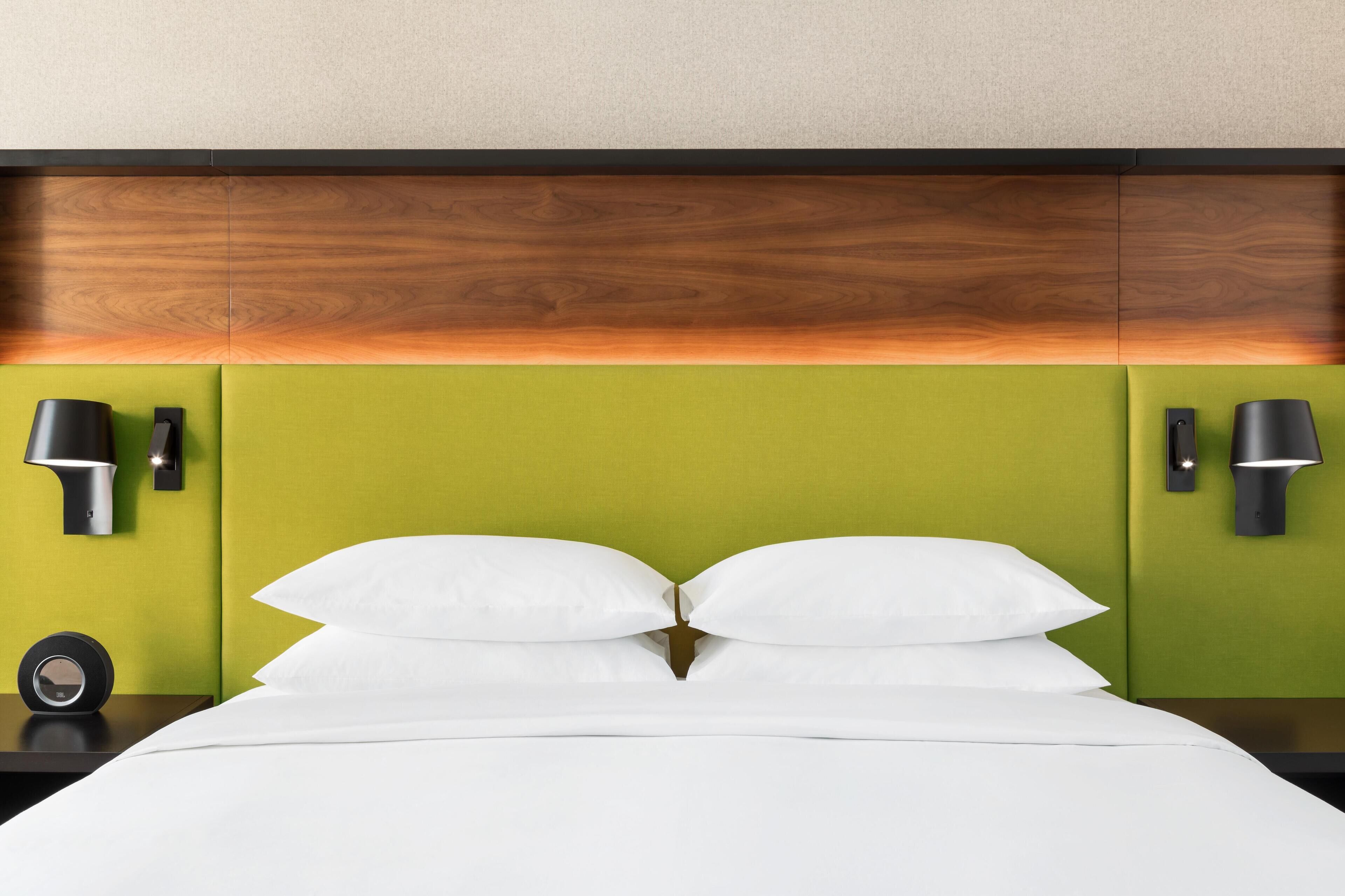 Allergiatestatut vuodevaatteet, untuvapeitot, tallelokero huoneessa