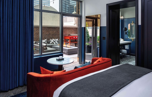 Egyptian cotton sheets, premium bedding, down duvets, minibar