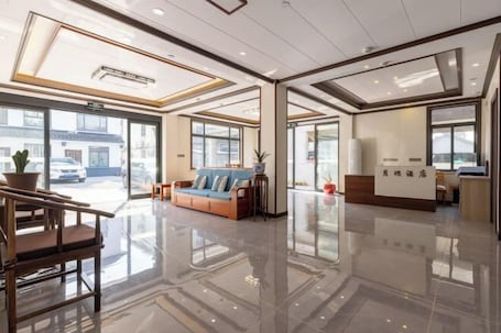 Interior. Zhouzhuang Yuesheng Hotel