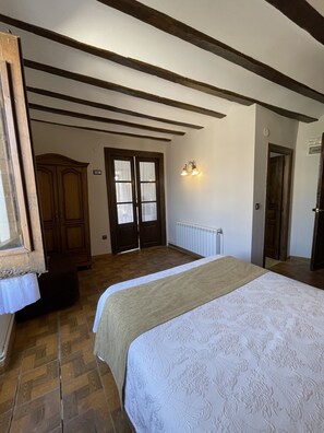 Quadruple Room, Multiple Beds | 4 bedrooms, premium bedding, individually decorated