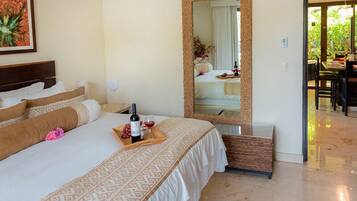 1 bedroom, in-room safe, iron/ironing board, free WiFi