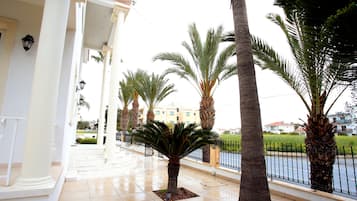 Enceinte de lâhĂ©bergement