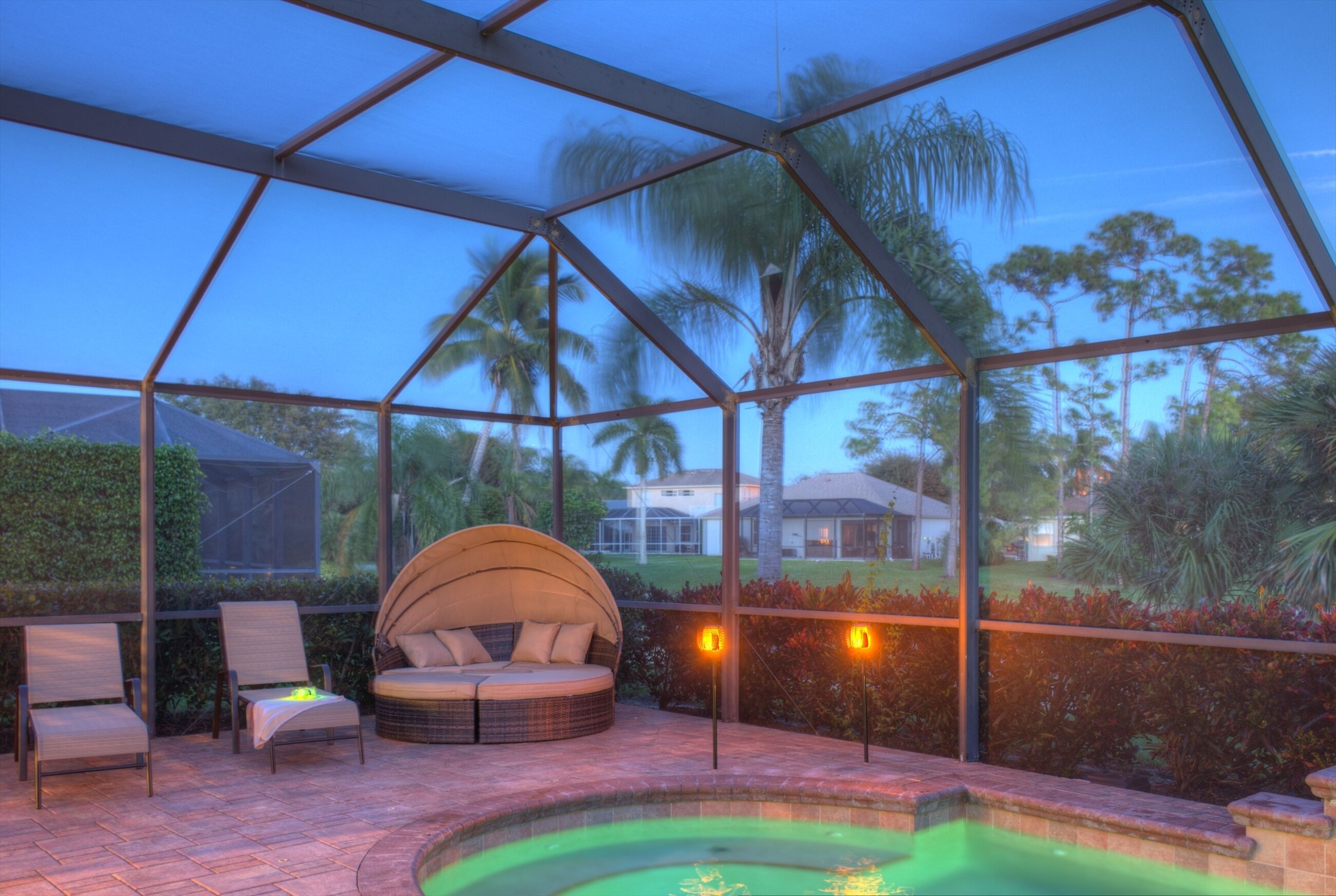 Briarwood Paradise - Stunning lake front with private pool, Briarwood, Naples