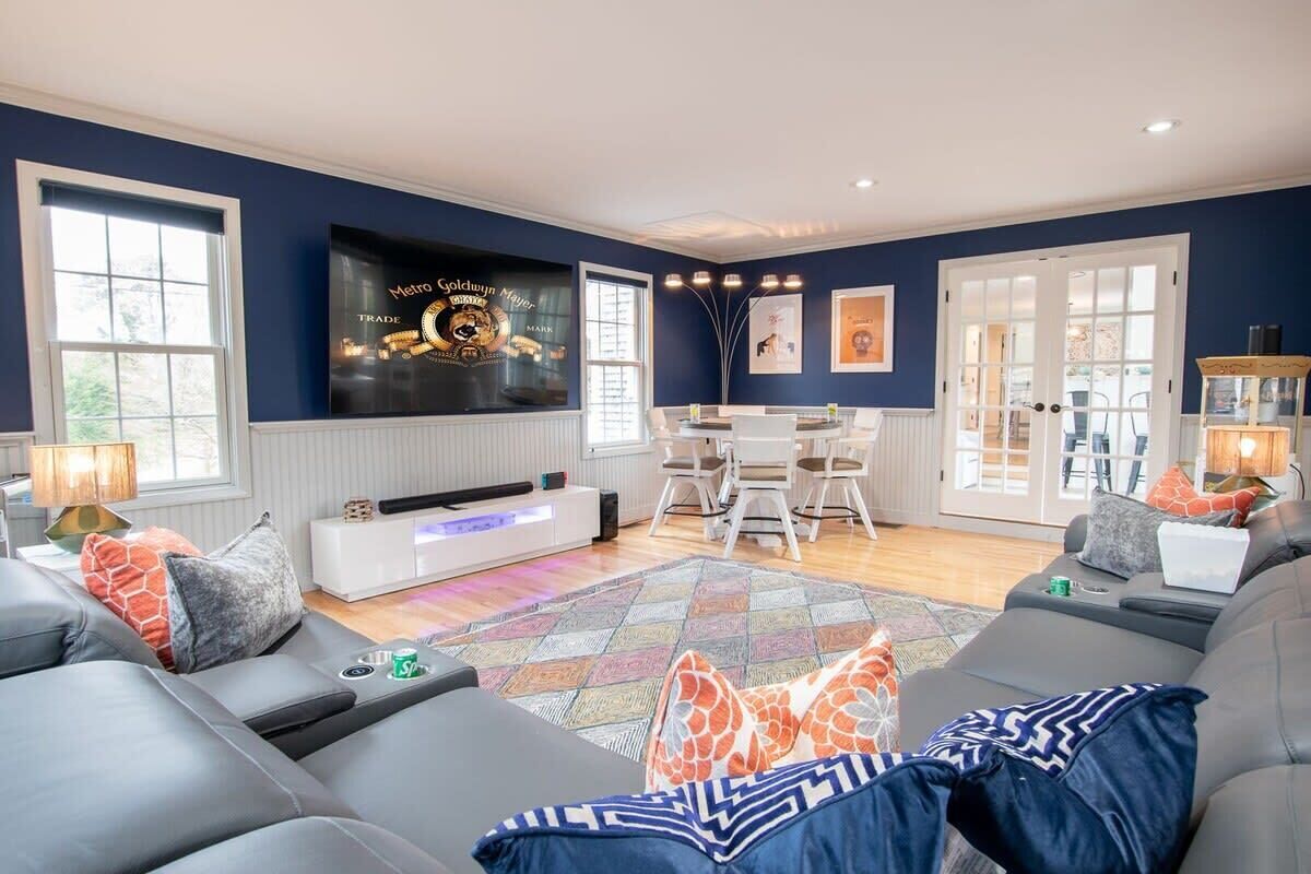 Televisión, oficina