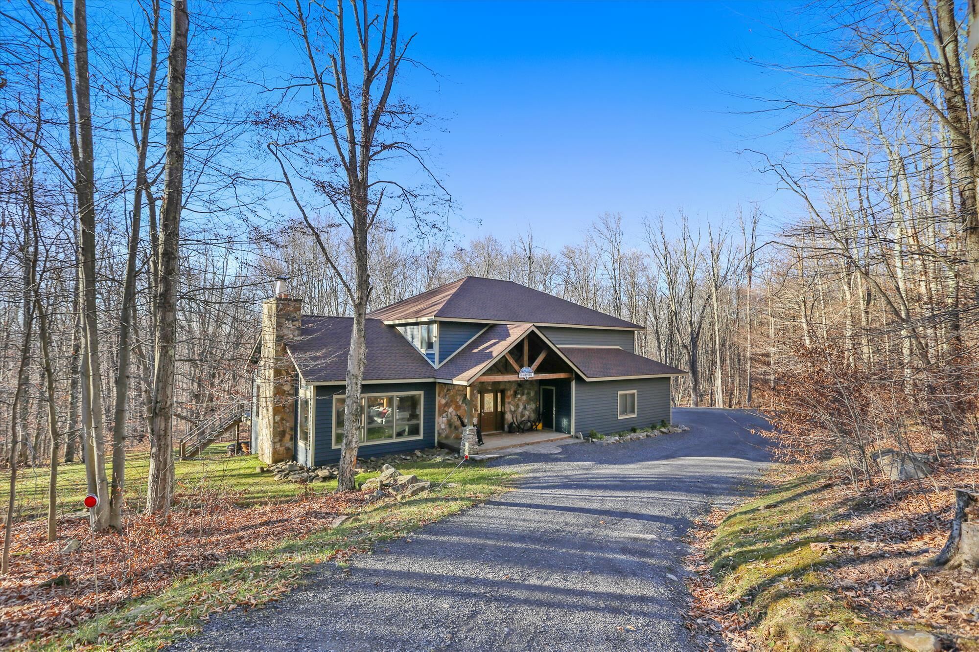 Truly majestic Bluebird Day is rental royalty. Book your stay today!