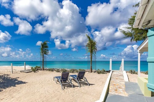 Crabtree #1 - Amazing Beach -Walk to Restaurants