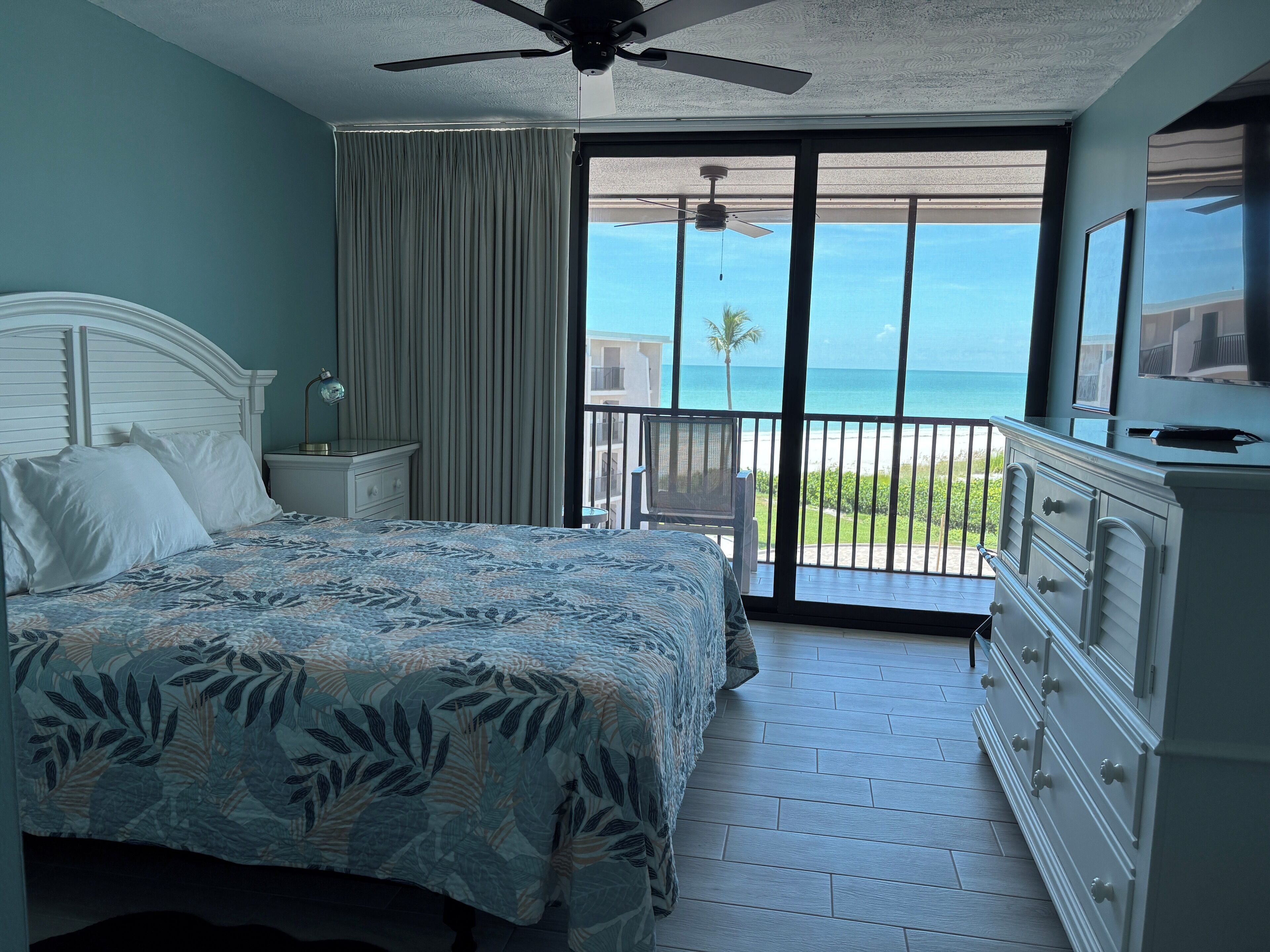 1 chambre, bureau, fer et planche à repasser, Wi-Fi gratuit