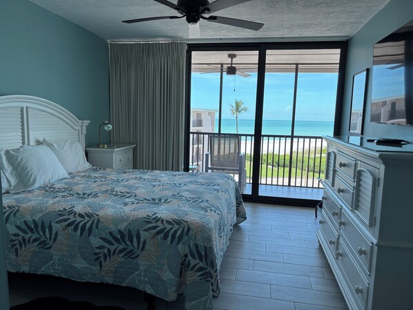 1 chambre, bureau, fer et planche à repasser, accès au Wi-Fi (inclus)