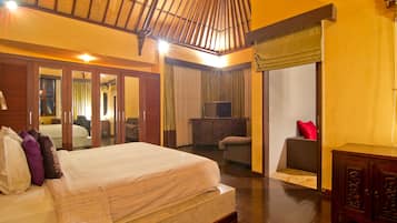 6 bedrooms, in-room safe, desk, iron/ironing board