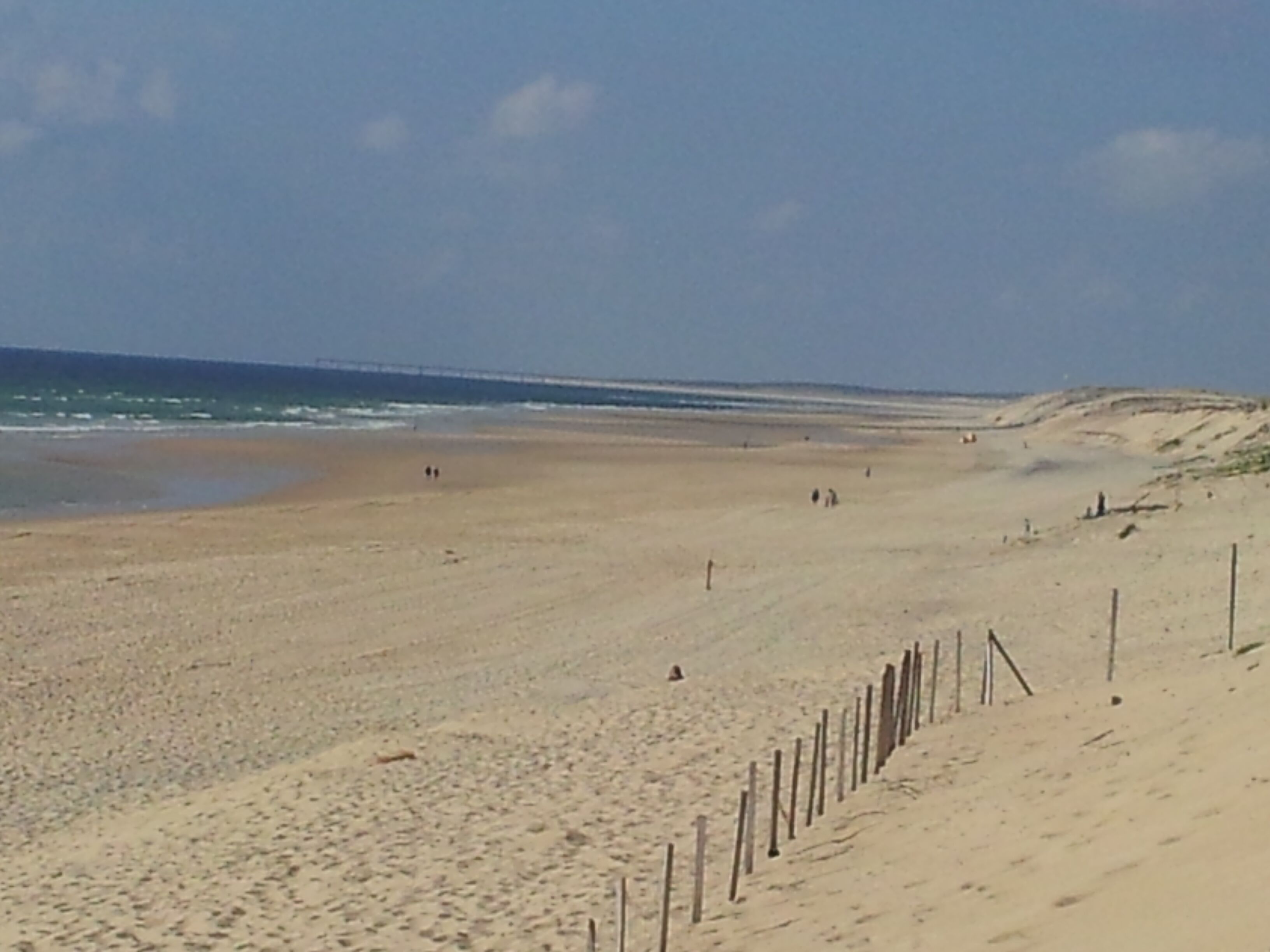 Una spiaggia nelle vicinanze