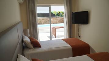 3 Schlafzimmer, BĂŒgeleisen/BĂŒgelbrett, WLAN, BettwĂ€sche