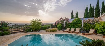 Stunning views in villa w/ hot tub, pool, garden