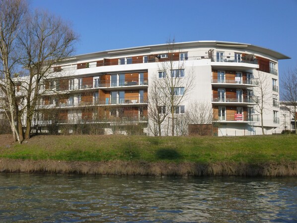 Exterior - * Apartment 4 100 m2 very bright with stunning views near Strasbourg (Souffelweyersheim)