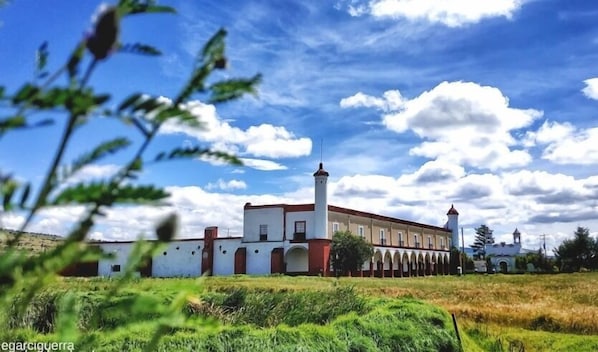 Front of property - Ex-Hacienda San Buenaventura (Tlaxco)