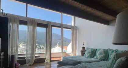 Designer house with parking and panoramic views