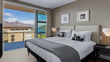 Biệt thự (13 Poole Ln Villa) | 3 phòng ngủ, trang trí khác biệt