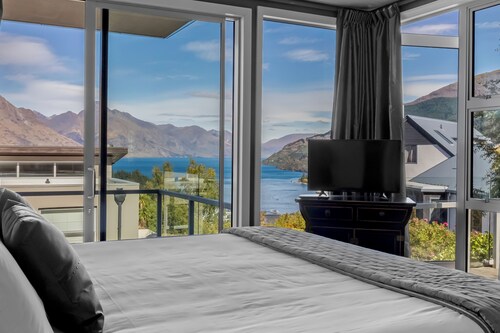 Remarkable Location – Queenstown