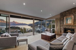 13 Poole Ln Villa | Living area | Flat-screen TV, fireplace, DVD player, heated floors - Remarkable Location – Queenstown (Queenstown)