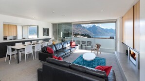 Apartment, Multiple Beds, City View (Brilliant Central Location) | Living area