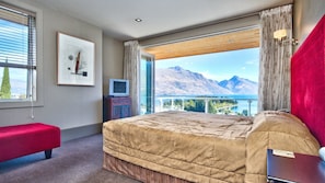 House, Multiple Beds (Number One)