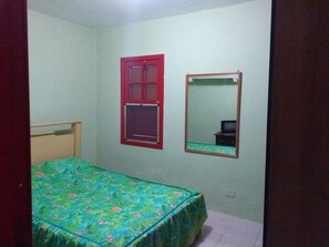 House, Multiple Beds, Non Smoking | Blackout curtains, iron/ironing board, free WiFi, bed sheets - Casa temporada em Paraty Casa Verde (Paraty)