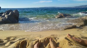 Tæt på stranden