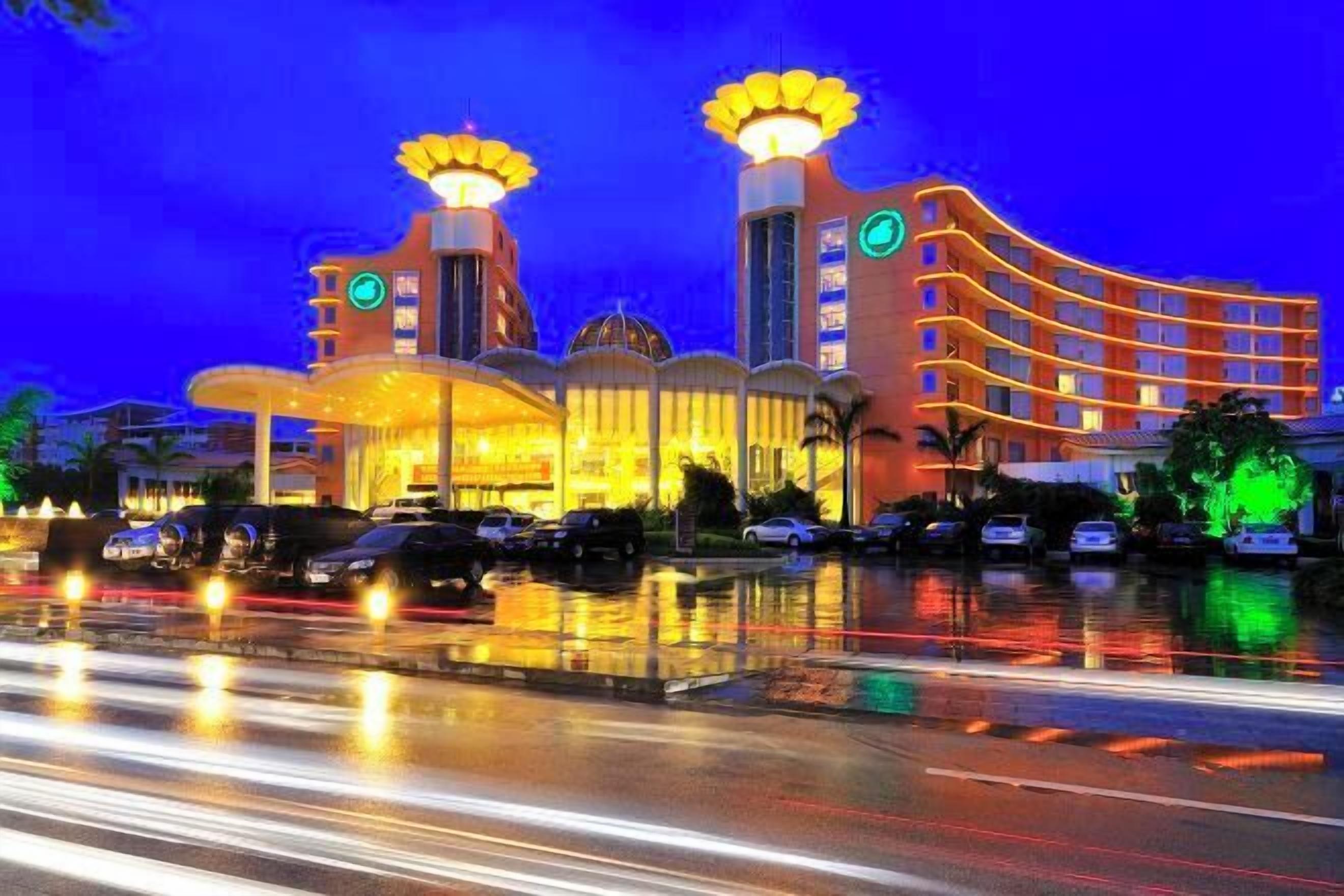 المنشأة من الخارج