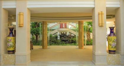 Honghe Guanfang Hotel