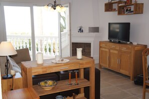 Fernseher, Kamin