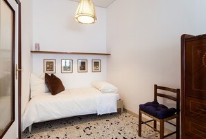 2 camere, ferro/asse da stiro, culla da viaggio, Wi-Fi gratuito