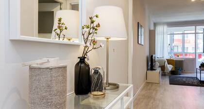 APART. CENTRALLY LOCATED WITH PARKING AND RECHARGING POINT