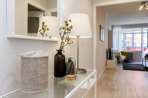 APART. CENTRALLY LOCATED WITH PARKING AND RECHARGING POINT