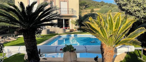 Outdoor pool, a heated pool