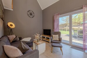 Smart-TV, videospill, DVD-spiller og bøker